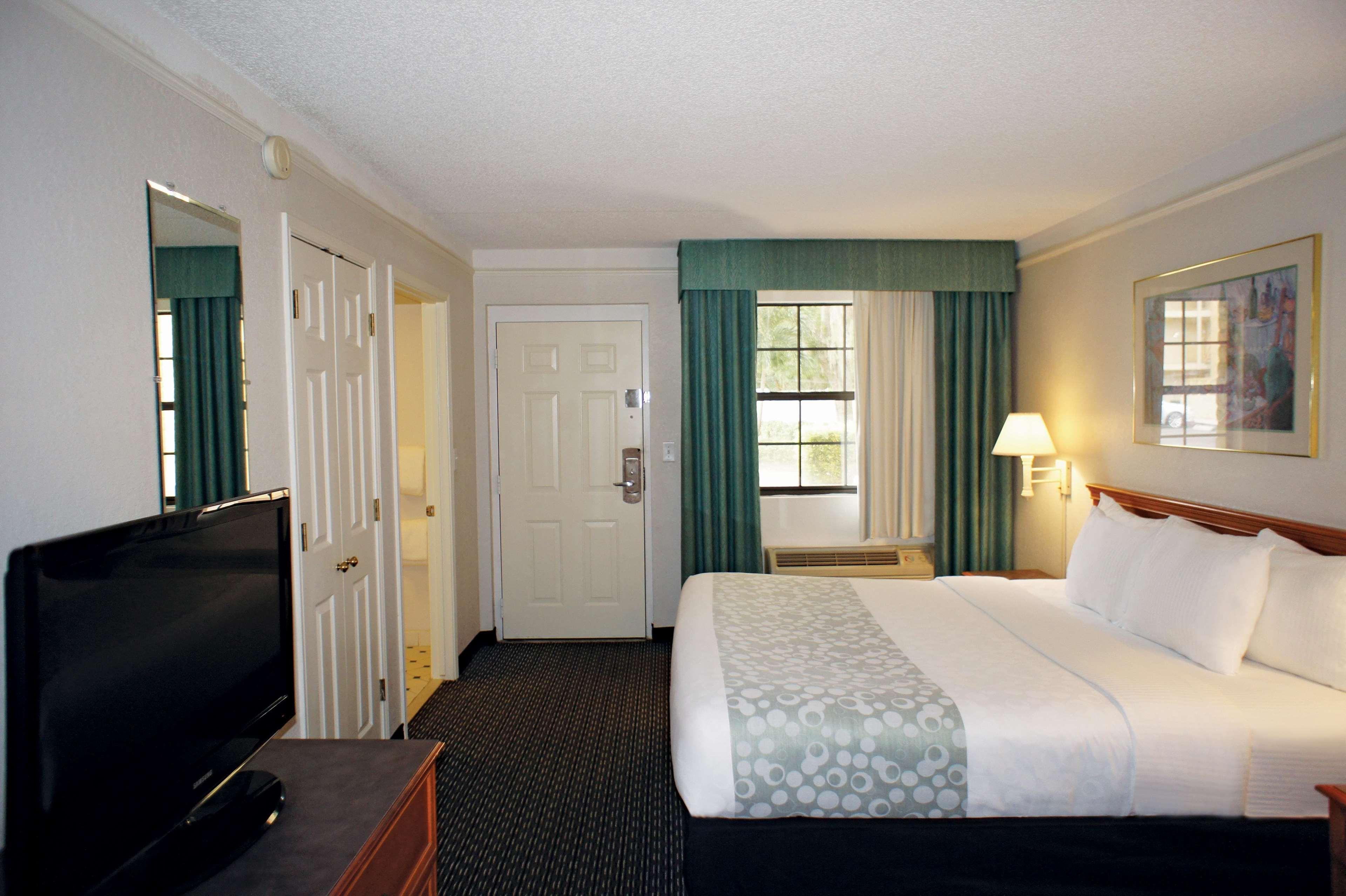La Quinta Inn By Wyndham Tampa Bay Pinellas Park Clearwater Екстериор снимка