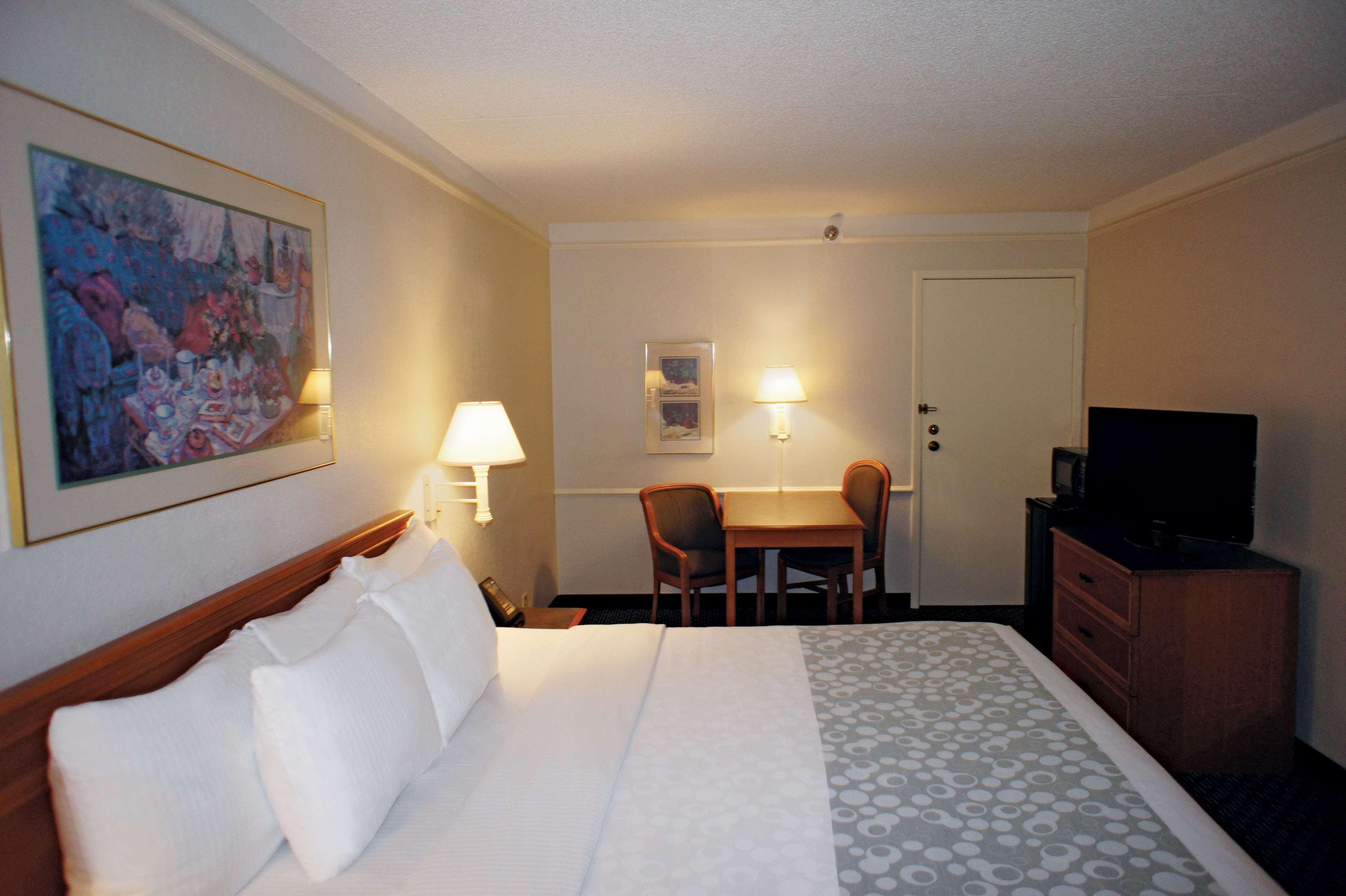 La Quinta Inn By Wyndham Tampa Bay Pinellas Park Clearwater Екстериор снимка
