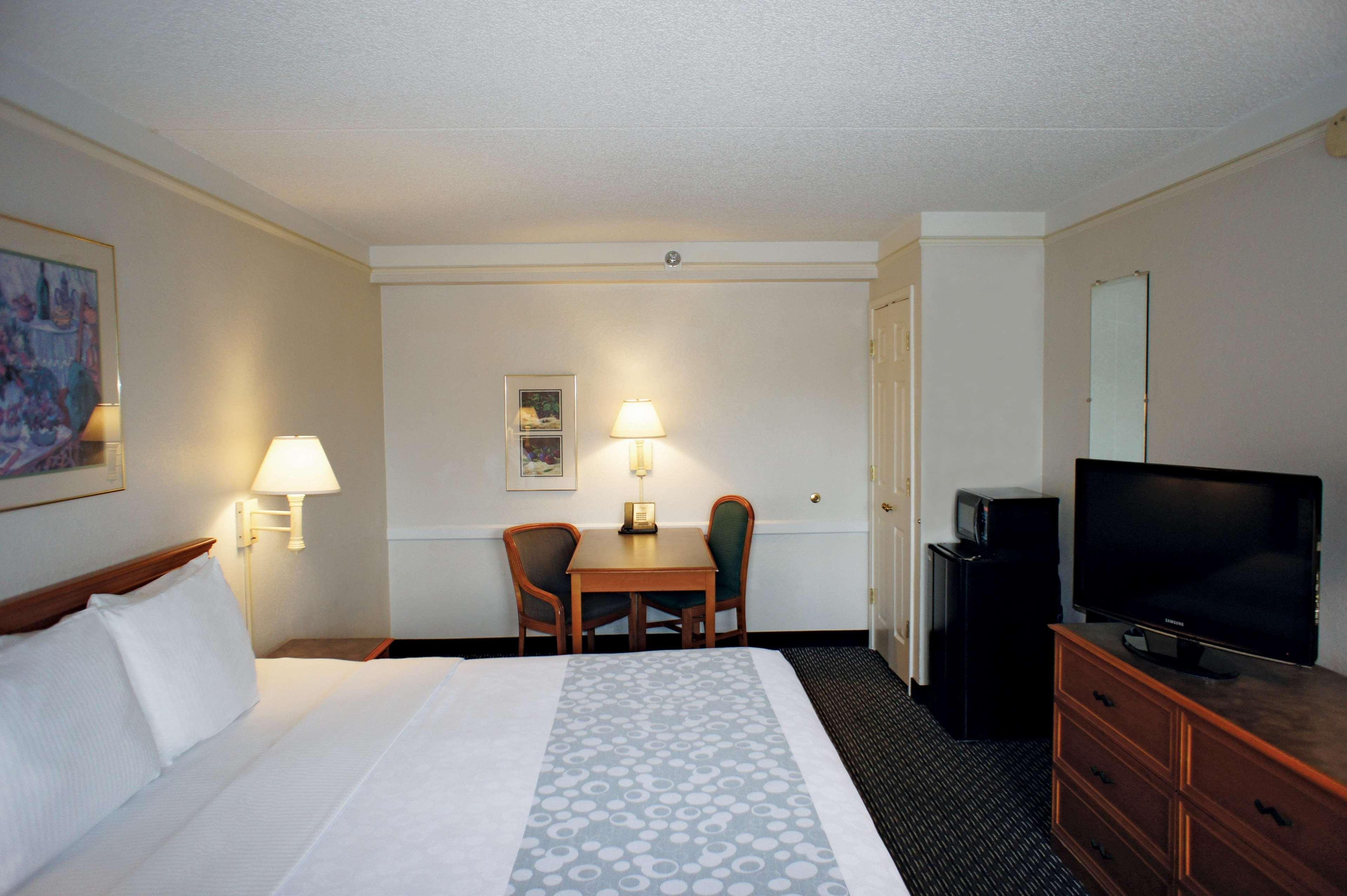 La Quinta Inn By Wyndham Tampa Bay Pinellas Park Clearwater Екстериор снимка