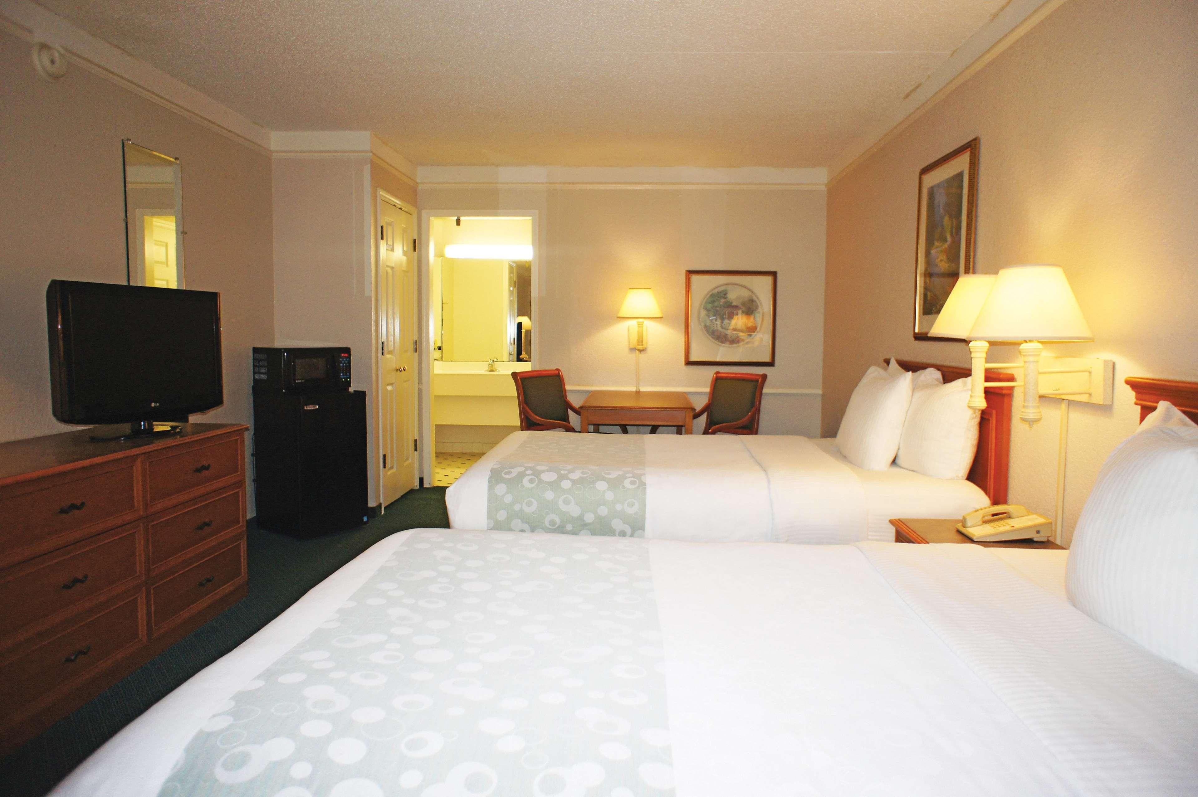 La Quinta Inn By Wyndham Tampa Bay Pinellas Park Clearwater Екстериор снимка