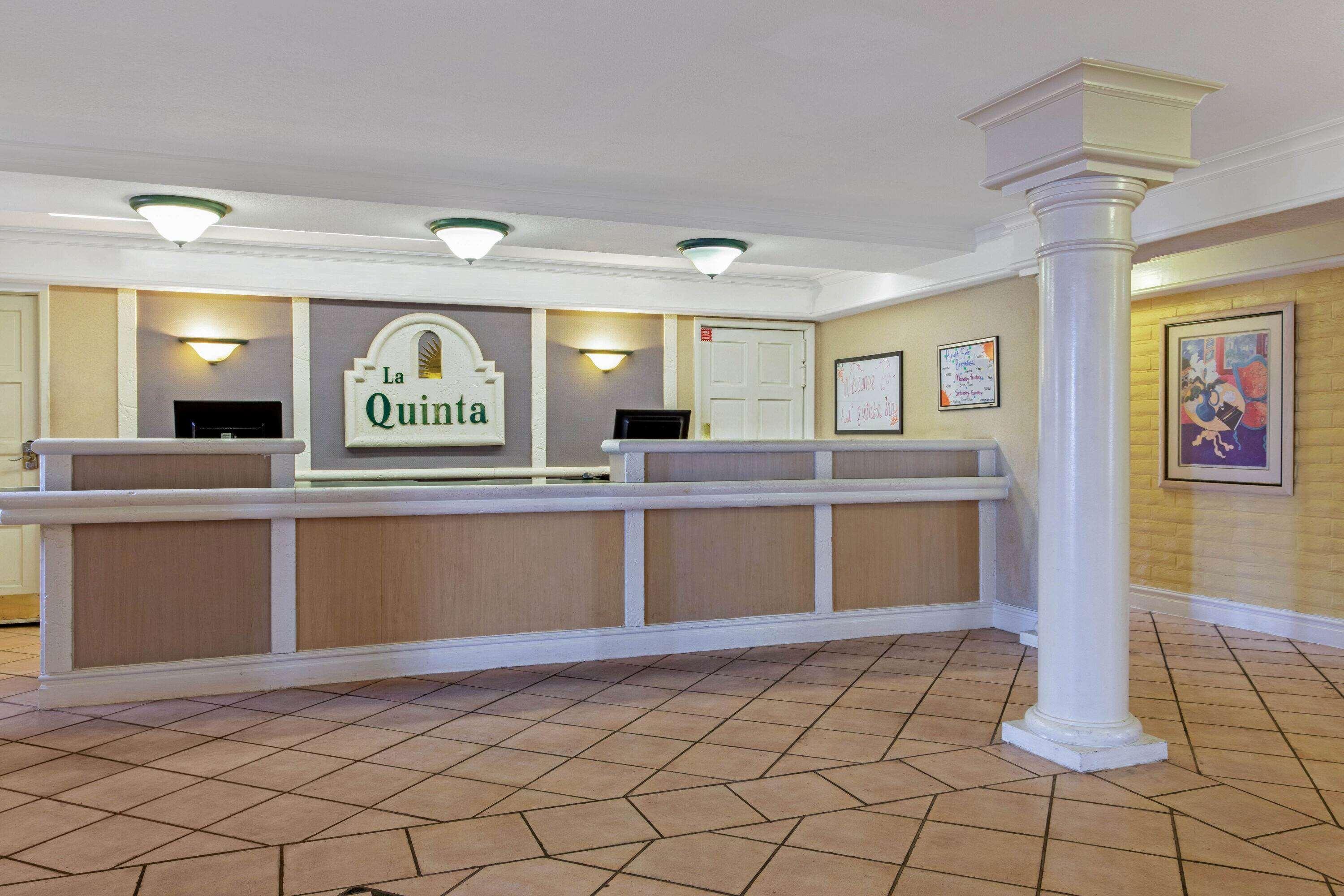 La Quinta Inn By Wyndham Tampa Bay Pinellas Park Clearwater Екстериор снимка